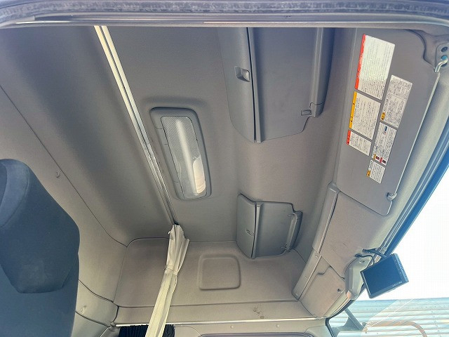 日野 プロフィア 大型 トラクタ QPG-SH1EDDG(101077) 20枚目