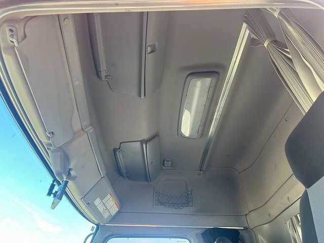 日野 プロフィア 大型 トラクタ QPG-SH1EDDG(101077) 24枚目