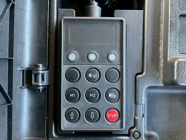 日野 プロフィア 大型 トラクタ QPG-SH1EDDG(101077) 32枚目