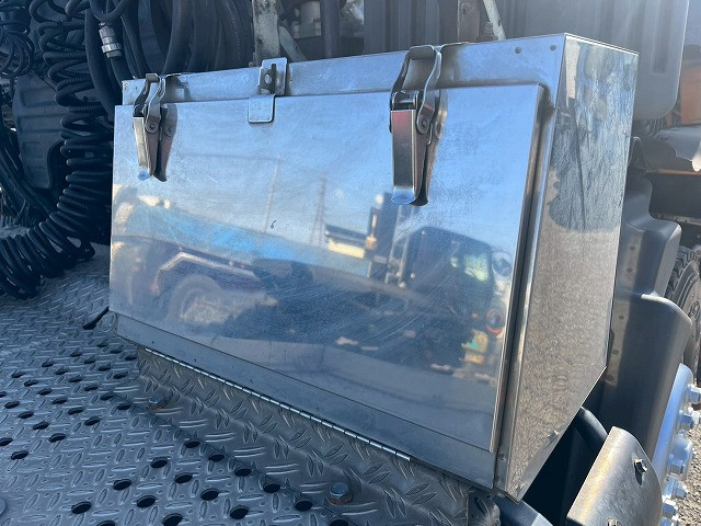 日野 プロフィア 大型 トラクタ QPG-SH1EDDG(101077) 38枚目