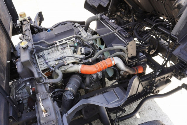 三菱ふそう キャンター 小型 平ボディ 2PG-FEB50(101078) 25枚目