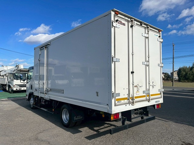 いすゞ エルフ 小型 冷蔵冷凍バン 2RG-NPR88AN(101079) 8枚目