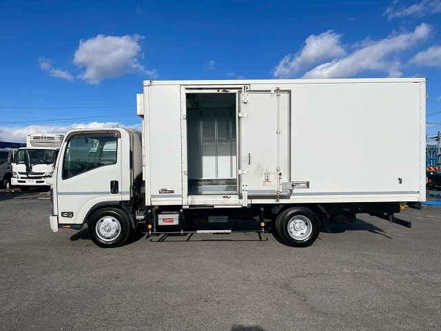 いすゞ エルフ 小型 冷蔵冷凍バン 2RG-NPR88AN(101079) 9枚目