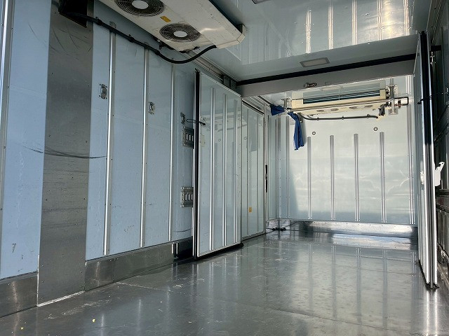 いすゞ エルフ 小型 冷蔵冷凍バン 2RG-NPR88AN(101079) 13枚目