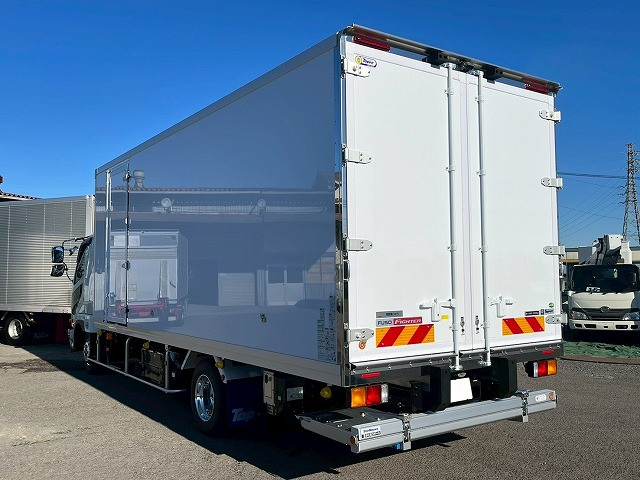 三菱ふそう ファイター 中型 冷蔵冷凍バン 2KG-FK65F(101080) 7枚目