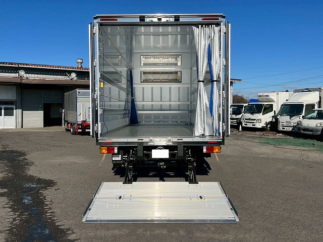 三菱ふそう ファイター 中型 冷蔵冷凍バン 2KG-FK65F(101080) 9枚目