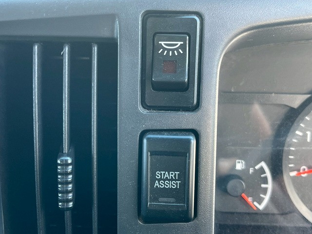 いすゞ エルフ 小型 冷蔵冷凍バン 2RG-NPR88AN(101079) 28枚目