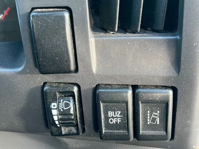 いすゞ エルフ 小型 冷蔵冷凍バン 2RG-NPR88AN(101079) 31枚目