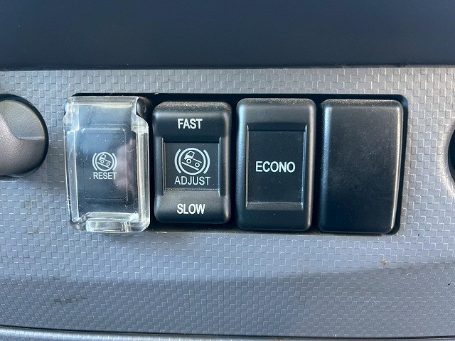 いすゞ エルフ 小型 冷蔵冷凍バン 2RG-NPR88AN(101079) 32枚目