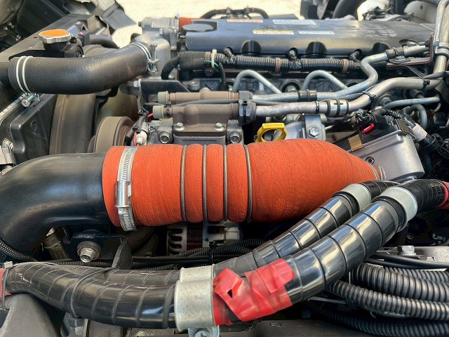 いすゞ エルフ 小型 冷蔵冷凍バン 2RG-NPR88AN(101079) 42枚目