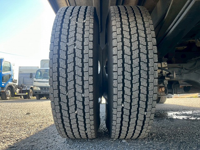 いすゞ エルフ 小型 冷蔵冷凍バン 2RG-NPR88AN(101079) 44枚目