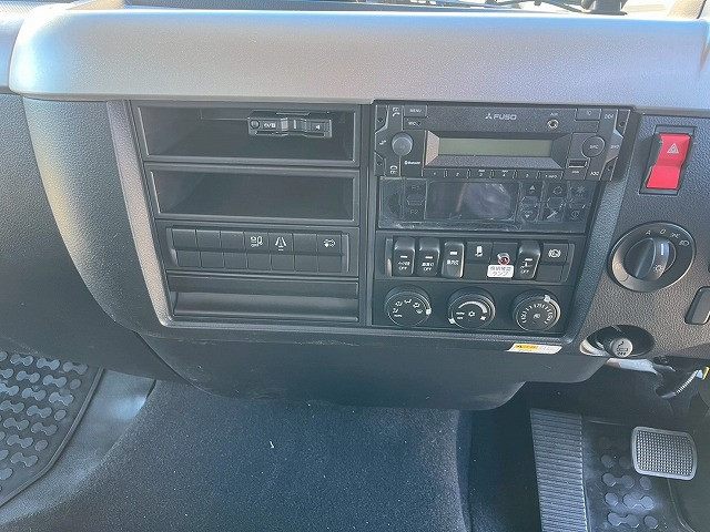 三菱ふそう ファイター 中型 冷蔵冷凍バン 2KG-FK65F(101080) 28枚目