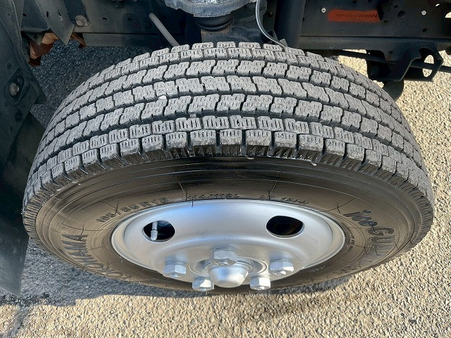 いすゞ エルフ 小型 冷蔵冷凍バン 2RG-NPR88AN(101079) 46枚目