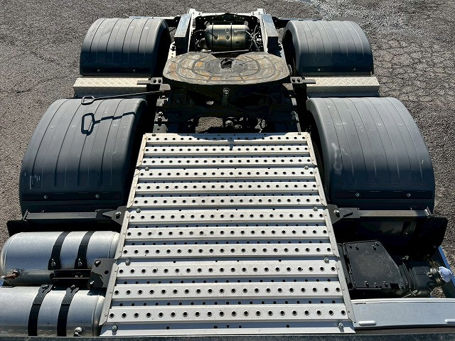 日野 プロフィア 大型 トラクタ 2DG-SS1EKGG(101081) 10枚目