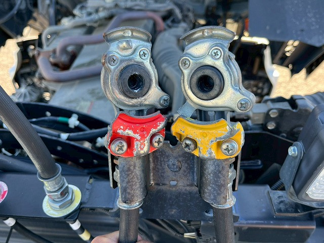 日野 プロフィア 大型 トラクタ 2DG-SS1EKGG(101081) 14枚目