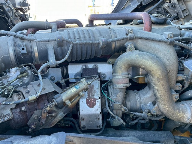 日野 プロフィア 大型 トラクタ 2DG-SS1EKGG(101081) 39枚目