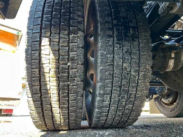 日野 プロフィア 大型 トラクタ 2DG-SS1EKGG(101081) 43枚目