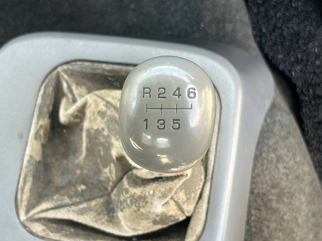 三菱ふそう ファイター 増トン 平ボディ（クレーン付） QKG-FK65FZ(113670) 34枚目
