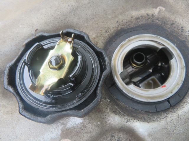 三菱ふそう キャンター 小型 土砂ダンプ PA-FE83DEY(110689) 14枚目