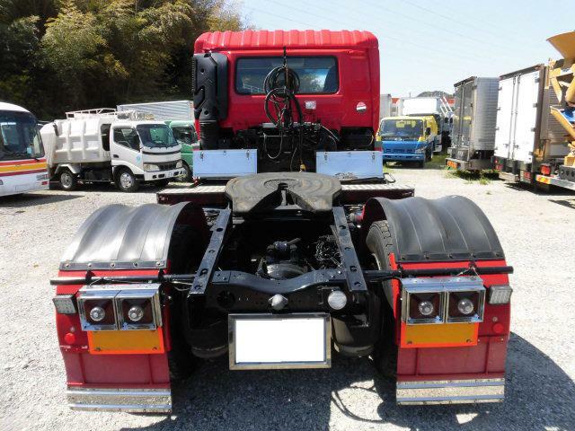 UDトラックス（日産） クオン 大型 トラクタ ADG-GK4XAB(11313) 3枚目