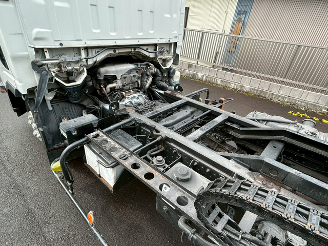 いすゞ エルフ 中型 キャリアカー TKG-NLR85AN(101104) 9枚目