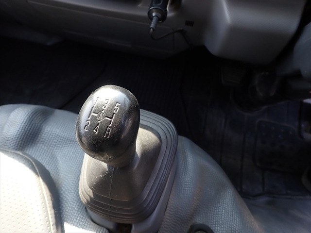 いすゞ エルフ 小型 Wキャブ TPG-NHR85A(101126) 24枚目