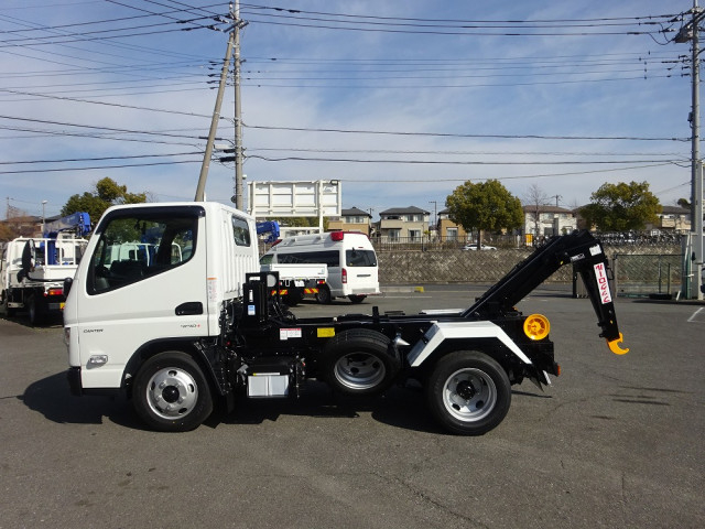 三菱ふそう キャンター 小型 コンテナ専用車 2RG-FBAV0(101135) 8枚目