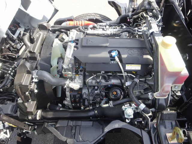 三菱ふそう キャンター 小型 コンテナ専用車 2RG-FBAV0(101135) 10枚目