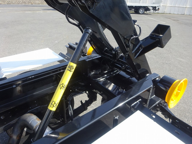 三菱ふそう キャンター 小型 コンテナ専用車 2RG-FBAV0(101135) 18枚目