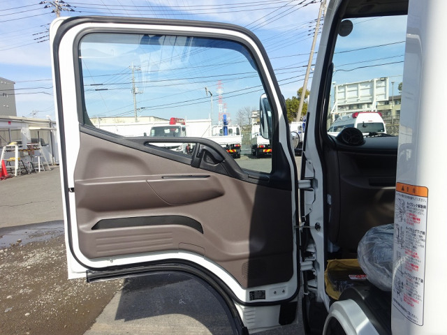 三菱ふそう キャンター 小型 コンテナ専用車 2RG-FBAV0(101135) 39枚目