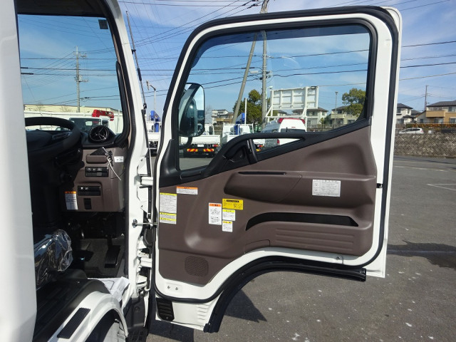 三菱ふそう キャンター 小型 コンテナ専用車 2RG-FBAV0(101135) 40枚目