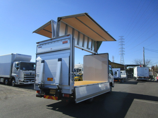 日野 デュトロ 小型 ウィング 2KG-XZU710M(101137) 9枚目