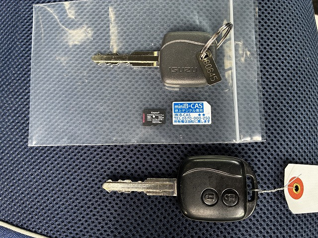 Isuzu elf Small Flat body 2RG-NPR88YM(101136) 25枚目