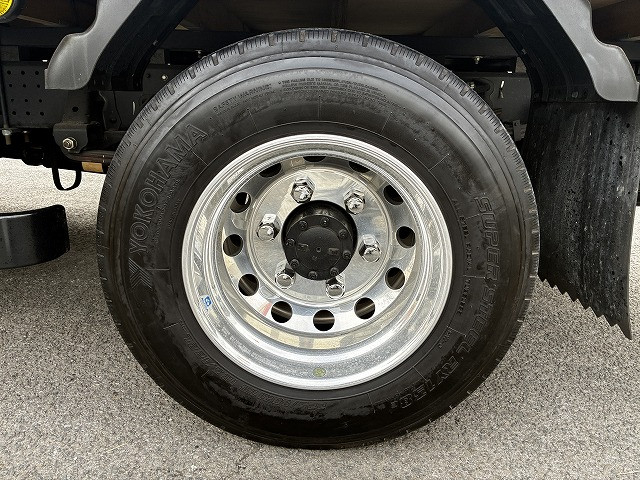 Isuzu elf Small Flat body 2RG-NPR88YM(101136) 28枚目