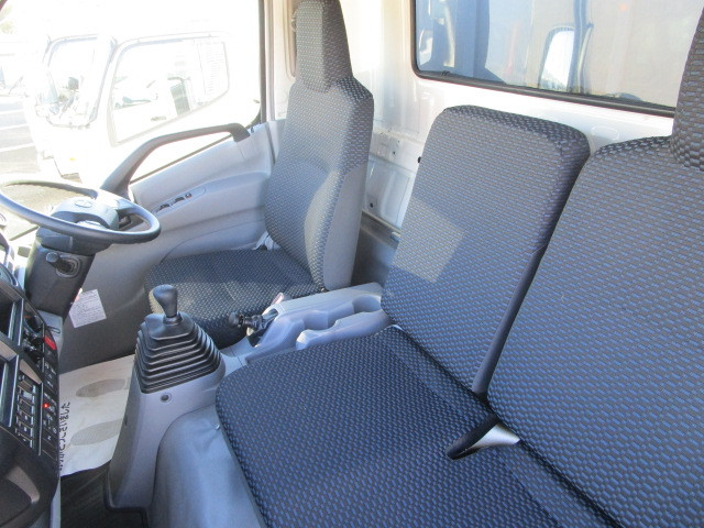 日野 デュトロ 小型 ウィング 2KG-XZU710M(101137) 22枚目