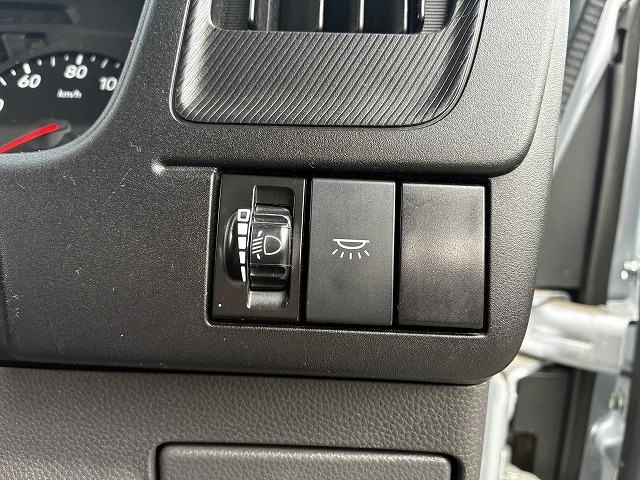 Isuzu elf Small Flat body 2RG-NPR88YM(101136) 40枚目