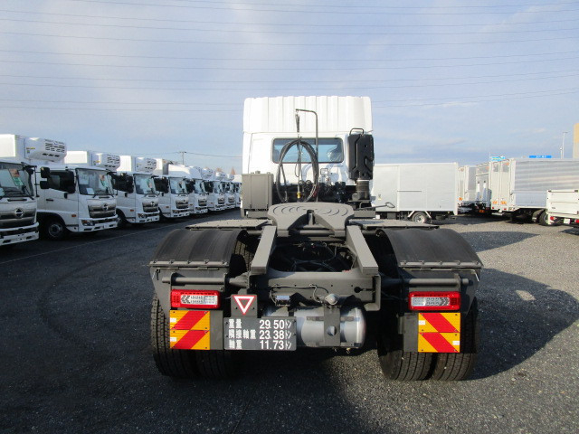 いすゞ ギガ 大型 トラクタ 2DG-EW6ELH(101138) 7枚目