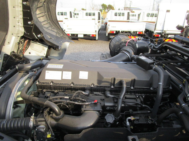 いすゞ ギガ 大型 トラクタ 2DG-EW6ELH(101138) 22枚目