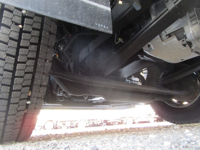 いすゞ ギガ 大型 トラクタ 2DG-EW6ELH(101138) 29枚目