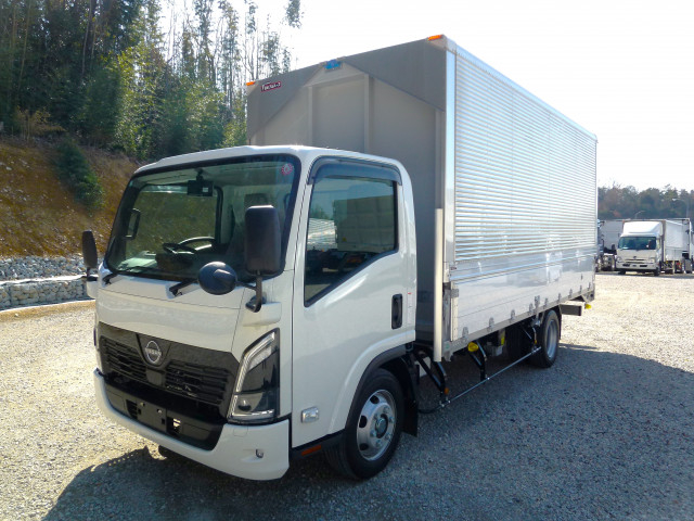 日産自動車 アトラス 小型 ウィング 2RG-APR88AM(101140) 1枚目