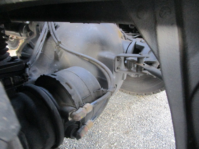 いすゞ ギガ 大型 トラクタ 2DG-EW6ELH(101138) 32枚目