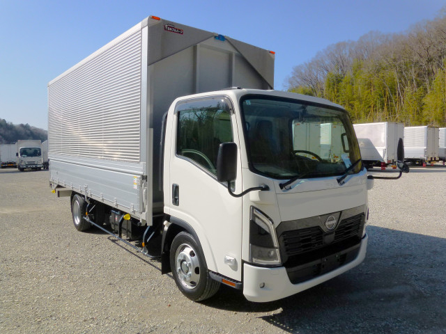 日産自動車 アトラス 小型 ウィング 2RG-APR88AM(101140) 3枚目