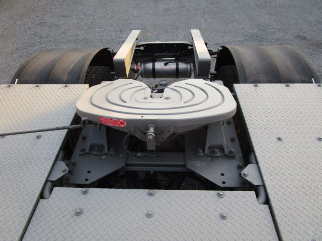 いすゞ ギガ 大型 トラクタ 2DG-EW6ELH(101138) 46枚目