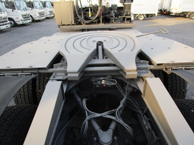 いすゞ ギガ 大型 トラクタ 2DG-EW6ELH(101138) 47枚目