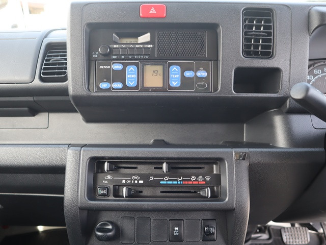 ダイハツ ハイゼット 軽 冷蔵冷凍バン 3BD-S500P(101142) 39枚目