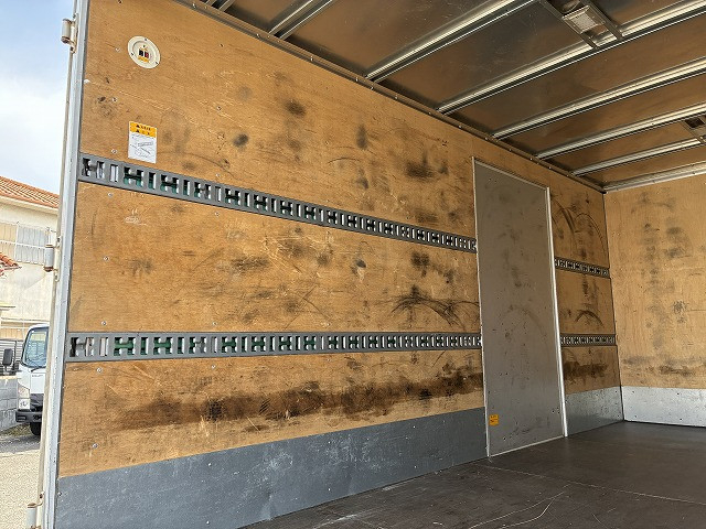 いすゞ エルフ 小型 バン 2PG-NPS88AN(101144) 12枚目