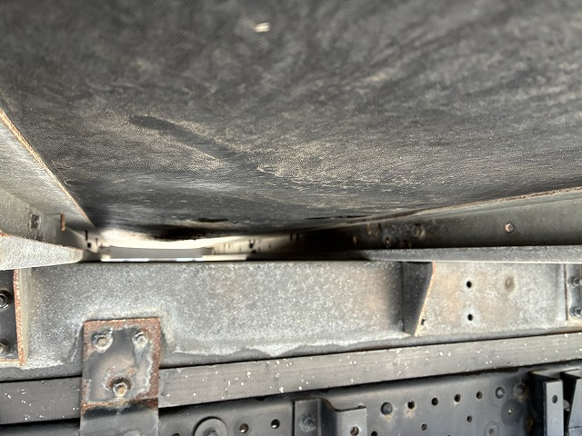 いすゞ エルフ 小型 バン 2PG-NPS88AN(101144) 18枚目