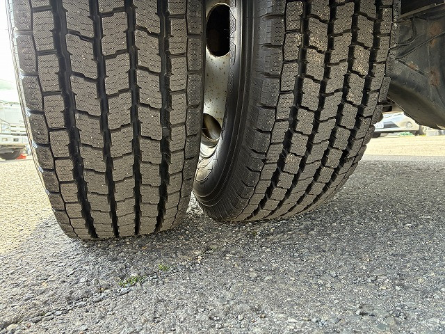 いすゞ エルフ 小型 バン 2PG-NPS88AN(101144) 26枚目