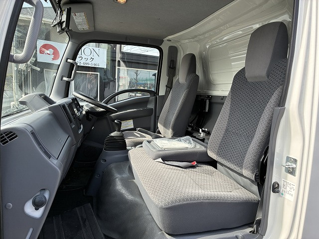 いすゞ エルフ 小型 バン 2PG-NPS88AN(101144) 31枚目