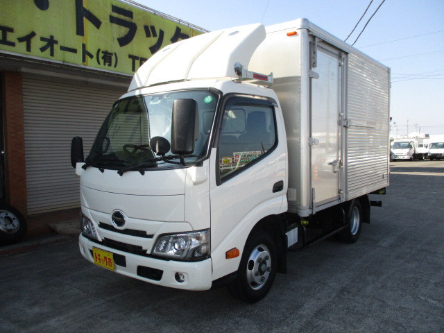 日野 デュトロ 小型 バン 2RG-XZU605M(101147) 1枚目